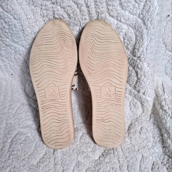 Reef slip on Striped sandals Women’s size 7.5 - Picture 9 of 9